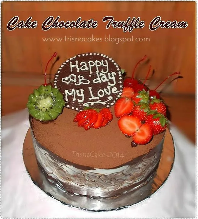 Chocolate Truffle Cake
Order by Nina
 #Cake #Chocolate #Truffle Cream #Dessert#foodphotography|Trisna Handayaniさん