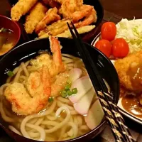 Udon with prawn tempura, rice with japanese chicken curry and sides.|Ilya Ibrahimanさん