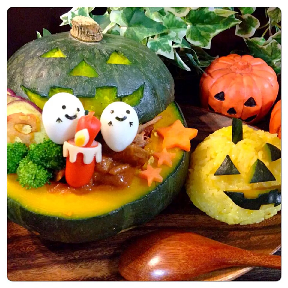 根菜チップとスペアリブのハロウィンデコカレー|さとみ (satomi_foodart)さん