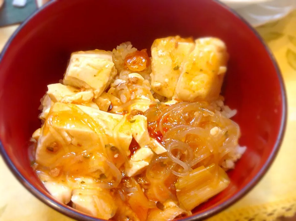 麻婆丼😋乗っけて〜麻婆（笑）|アライさんさん