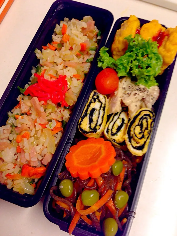 10/31チャーハン弁当❤︎エリンギのクリーム煮が入ってます•*¨*•.¸¸♬毎日お弁当が作れるのは美味しかったと言ってくれるから⑅◡̈*|いのちゃんさん