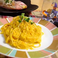 吉野亜矢子さんの料理 坊ちゃんかぼちゃでチーズパスタ🎃|かぉりさん