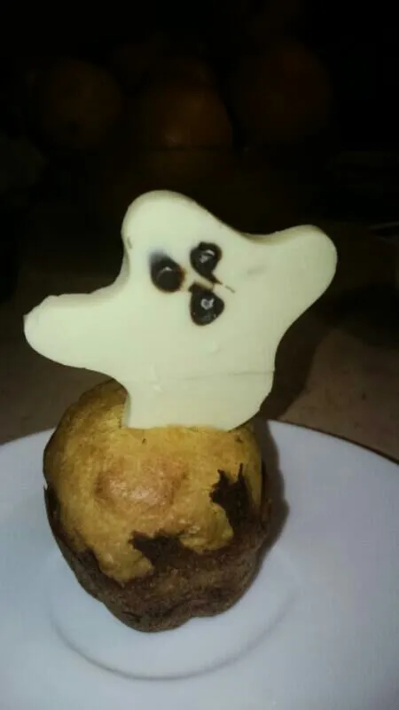 muffin whit ghost inside|Keryeさん