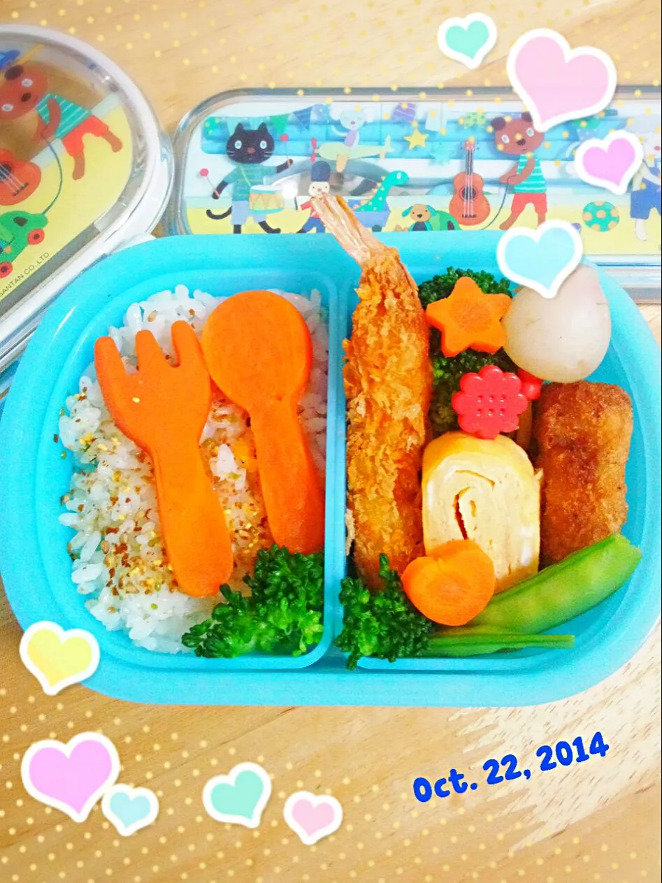 spoon and fork bento|RikaEmakAkbarKhawlaさん