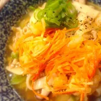 Snapdishの料理写真:あんかけうどん 人参天ぷら乗せ|hirokakoyamaさん