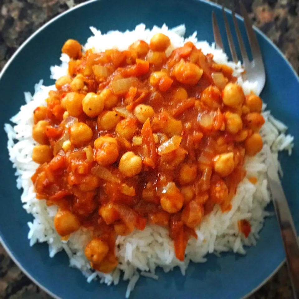 Snapdishの料理写真:Chili con chick peas|Craig Lee Adamsさん