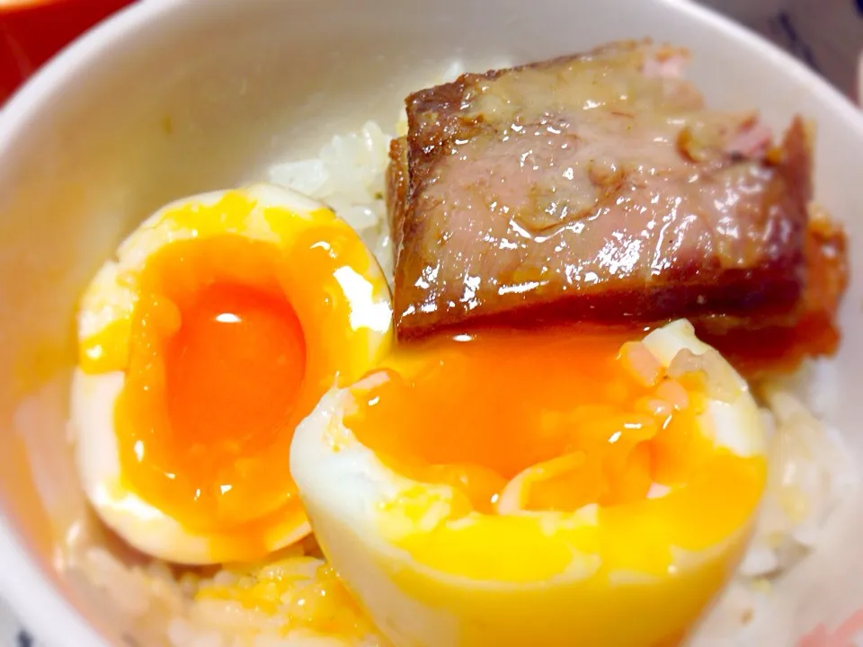 煮玉子と角煮♪|ダテカフェ。さん