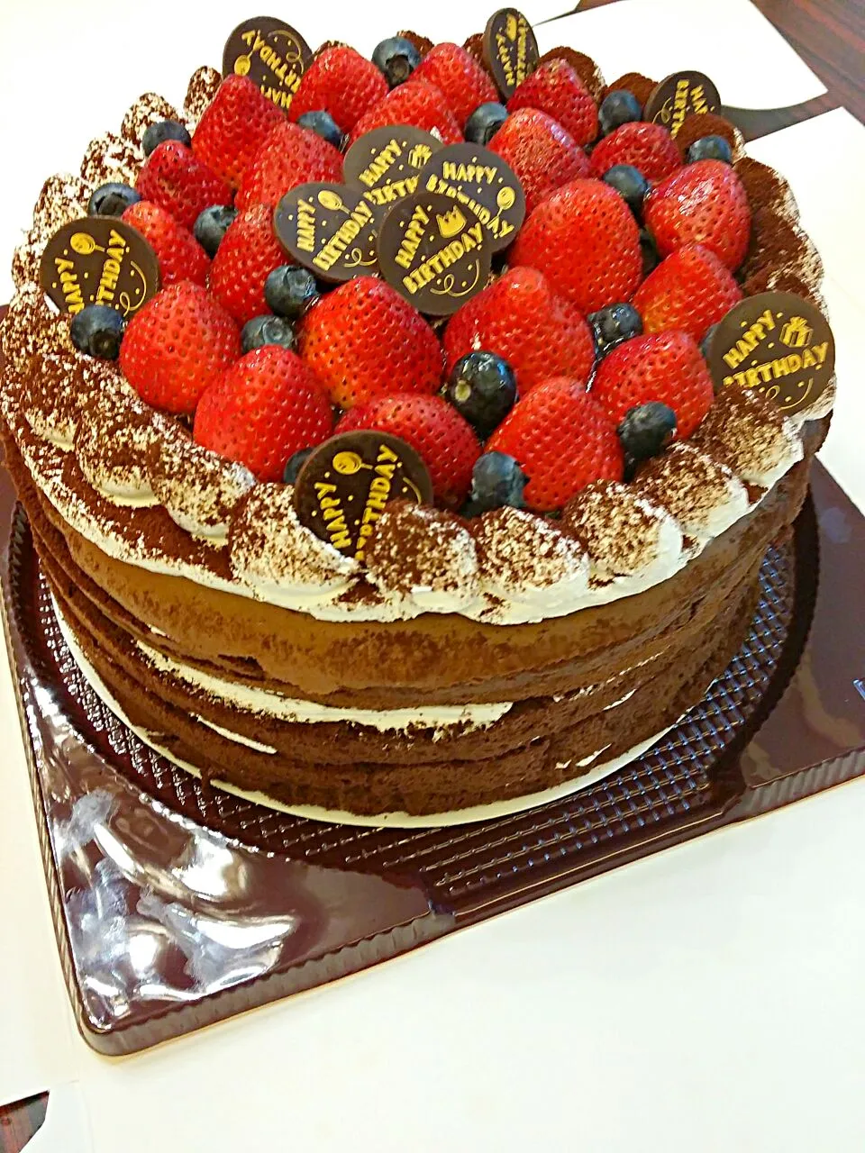 Snapdishの料理写真:strawberry chocolate Cake|dbbyleiさん