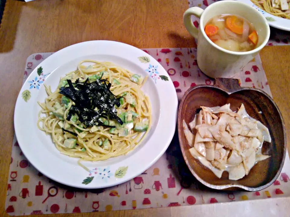 10月3０日 アボカドの和風クリームパスタ 大根のみそマヨサラダ 野菜スープ|いもこ。さん