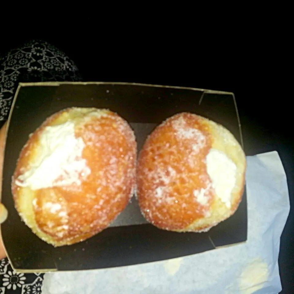 custard creamy doughnuts|Kai-yung Manさん