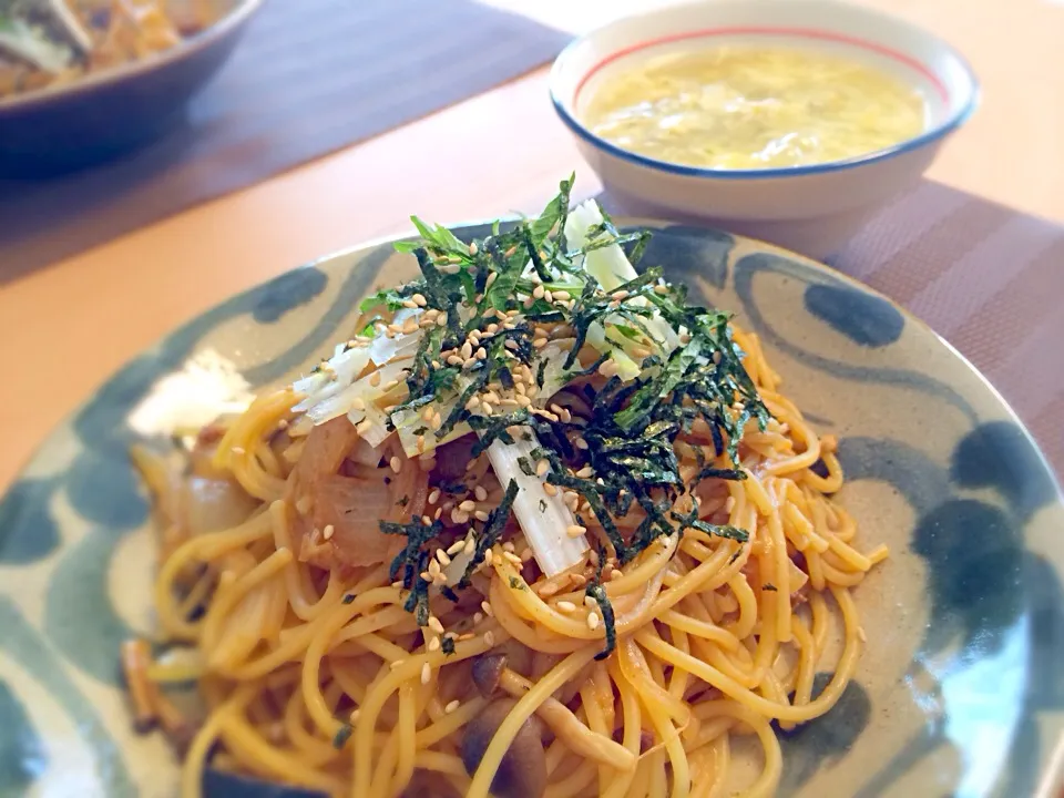 茄子としめじの中華風パスタ、ふんわりとろーり中華スープ|ひろみさん