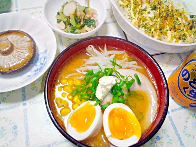 Snapdishの料理写真:味噌バターコーンラーメン|うたかた。さん