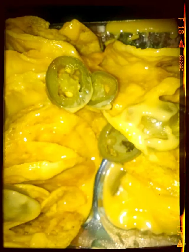 😍💯😍My Lil Foodie Princess Favorite Snack ☺ As Well As Mine😍💯😍 She made us Cheesy Nachos With Jalapeño Peppers that were Fresh from our 🌿Herb Garden🌿 
 #Snack #C|Alisha GodsglamGirl Matthewsさん