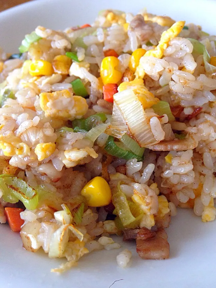 冷やご飯でチャーハン|ごはんできたよ〜さん