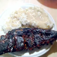 Snapdishの料理写真:arroz c/mantequilla, pure de papa i costilla c/bbq ala parrilla|Andy Jacoboさん