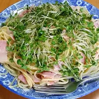 ベーコンとマスタードの新芽のオリーブオイル・パスタ！|Takashi Sunamiさん