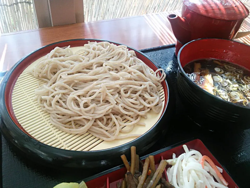 昼食は工場直営の並盛り蕎麦500円@ めん小町(^_^)|quitaさん