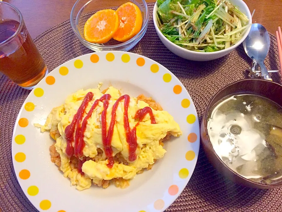 オムライスの昼食|ゆうかさんさん