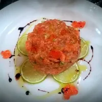 salmon tartar|Robert Pujinaさん