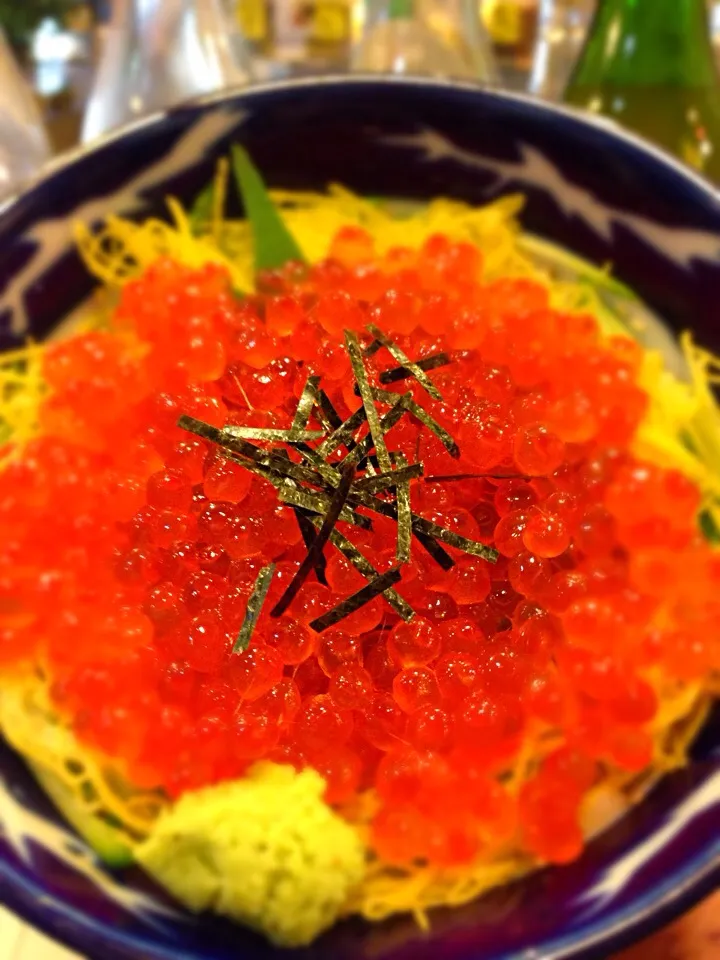 イクラ丼 Salmon roe bowl|チェリーリンさん