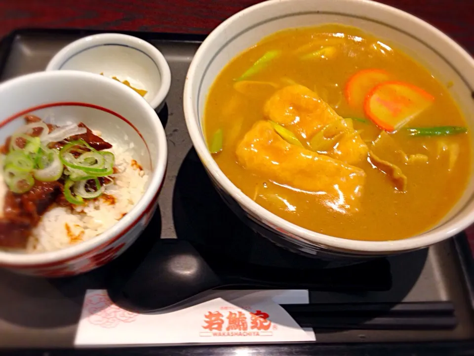 Snapdishの料理写真:若鯱屋のカレーうどん|(∗ ˊωˋ ∗)さん