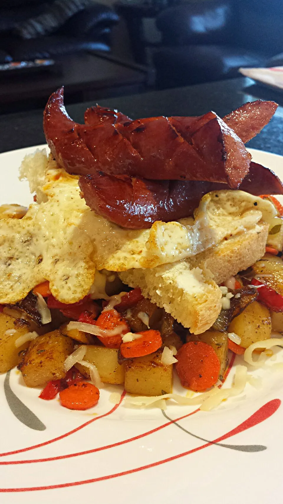 Sausages,  Eggs and Hash Browns|Lorena Buboiさん