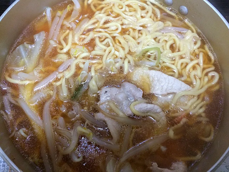 煮込みラーメン鍋|ばーさんさん