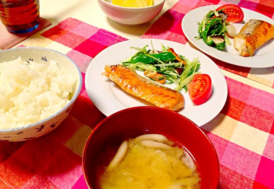 朝ごはん＊焼鮭定食|ひかるんさん