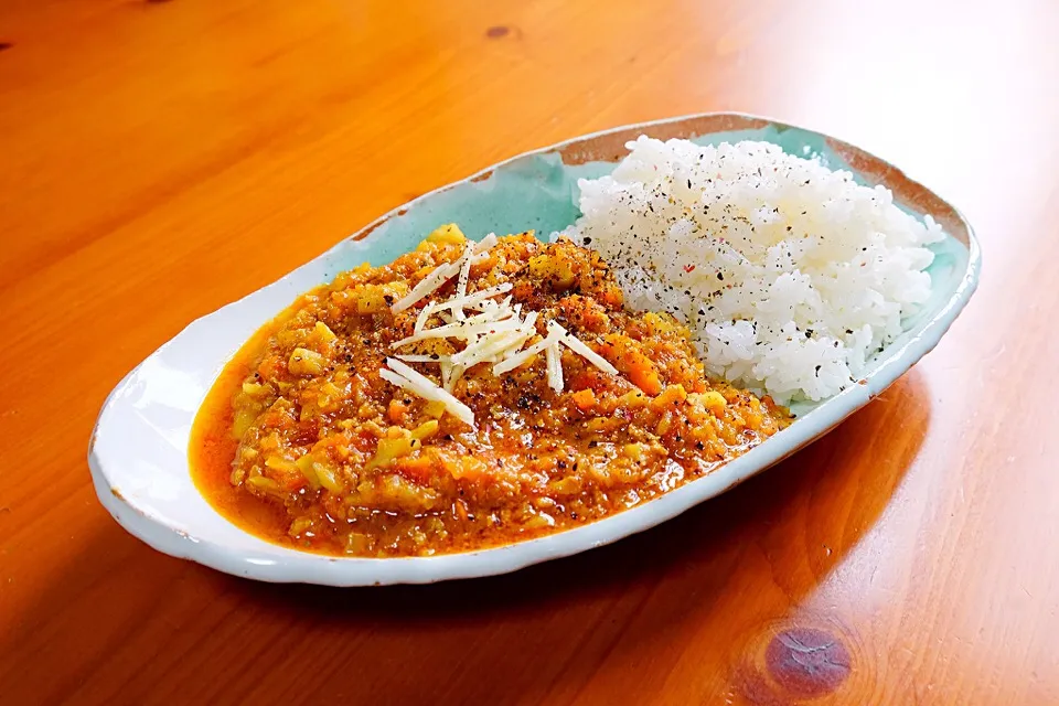 Snapdishの料理写真:レンコンのキーマカレー|秋元康宏さん