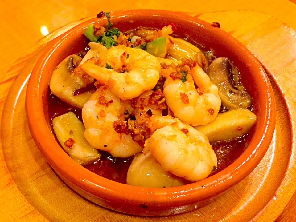 Garlic shrimp & mushroom cooked in olive oil✨|Liezlさん