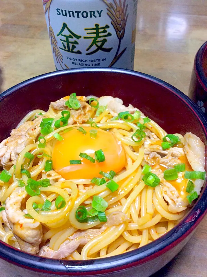 Snapdishの料理写真:豚キムチと卵黄のピリ辛パスタ♫(^_^)v|Norio Fukudaさん