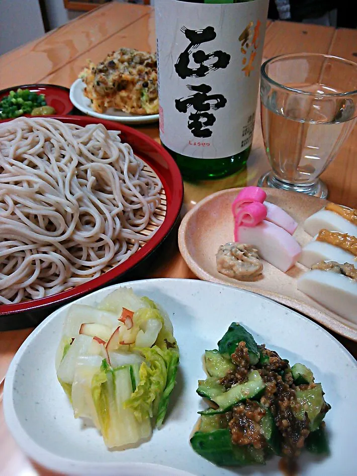 新！蕎麦 ～～(*´▽｀*)ﾔｯﾀ と 純米酒  正雪 (o´・ω-)b♡
＆板ワサ (わさび漬け) ♡  さながら 粋なお蕎麦屋で 
クイッと  …みたいな～～|yucaxxxさん