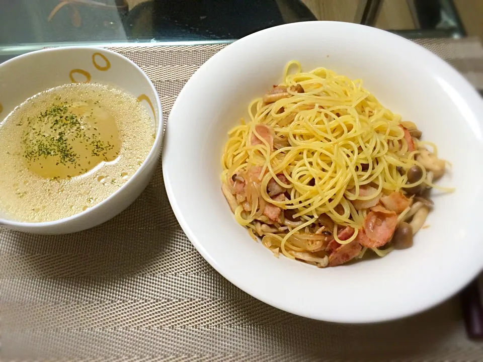 たまねぎ丸ごとスープとパスタ|いしぃむしぃさん