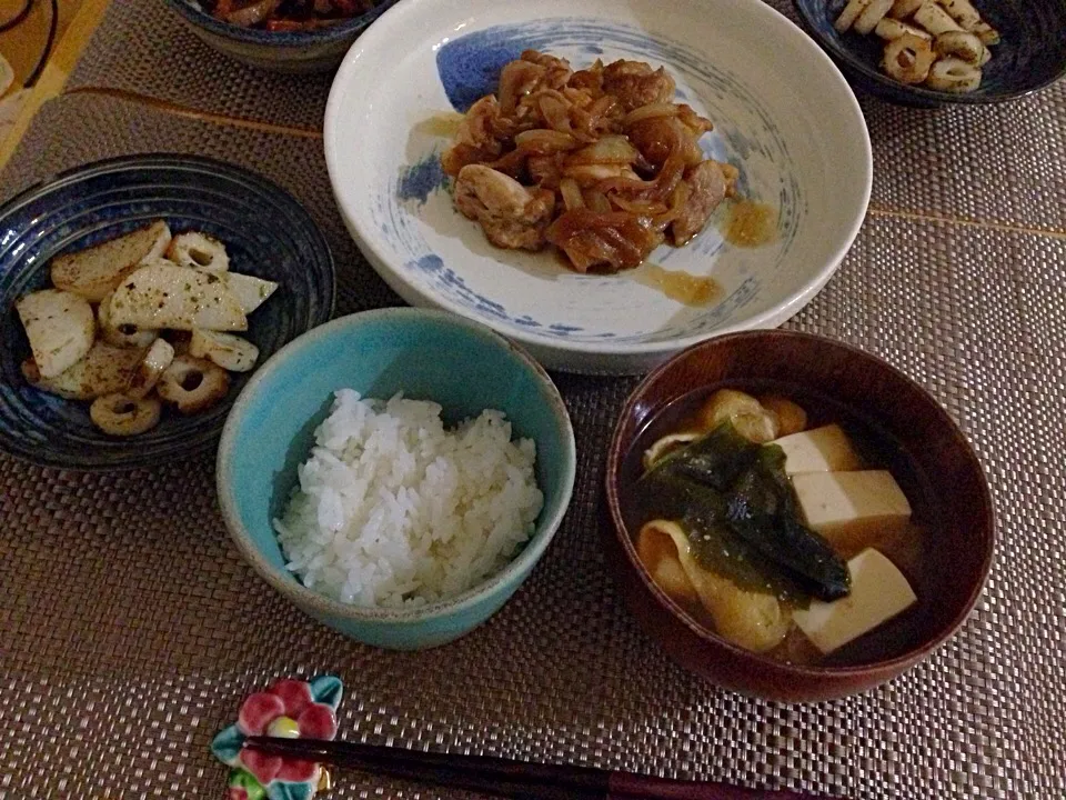 鶏肉玉ねぎ炒め☆長芋ちくわのマヨネーズ炒め☆お味噌汁☆きんぴらゴボウ☆|Milfeliceさん