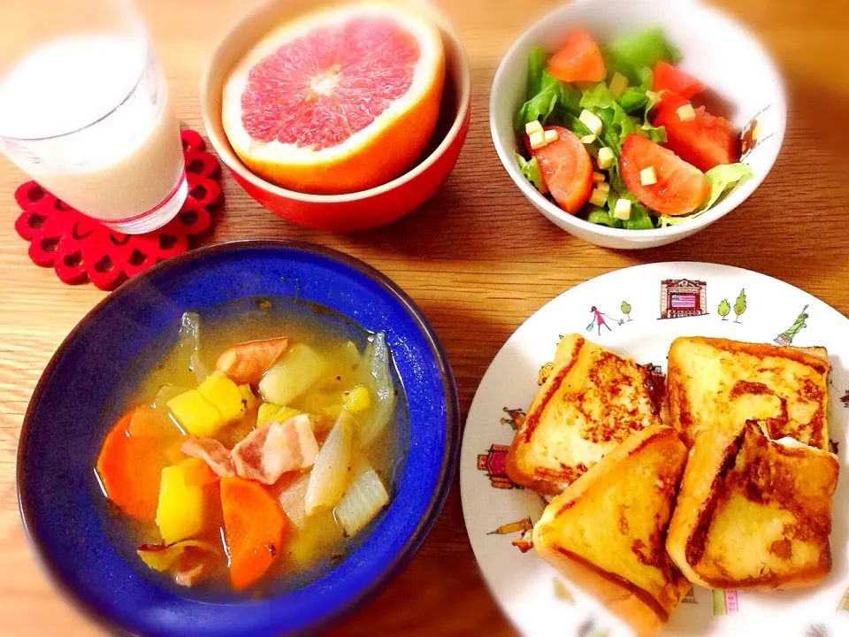 久々平日休みでゆっくり朝食♡|ぺちーのさん