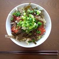 Snapdishの料理写真:ツナと豆腐の落とし揚げ丼|もももさん