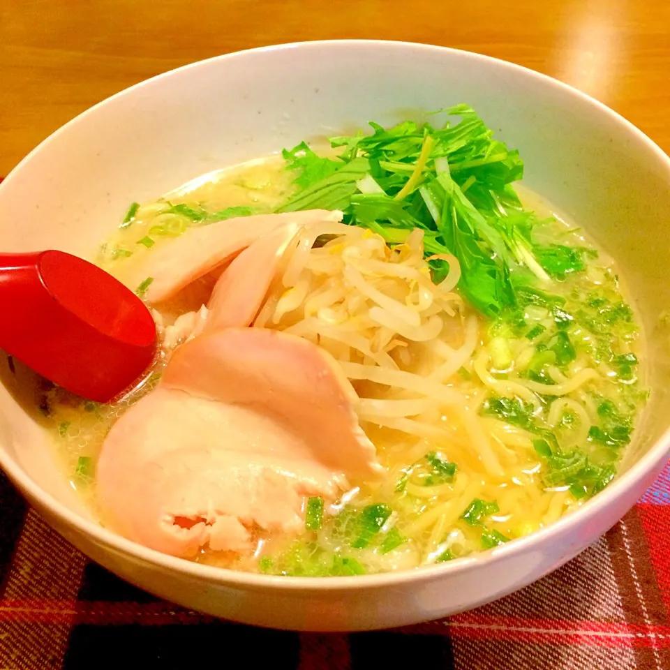 塩ラーメンで夕食🍜🍜|かずみさん