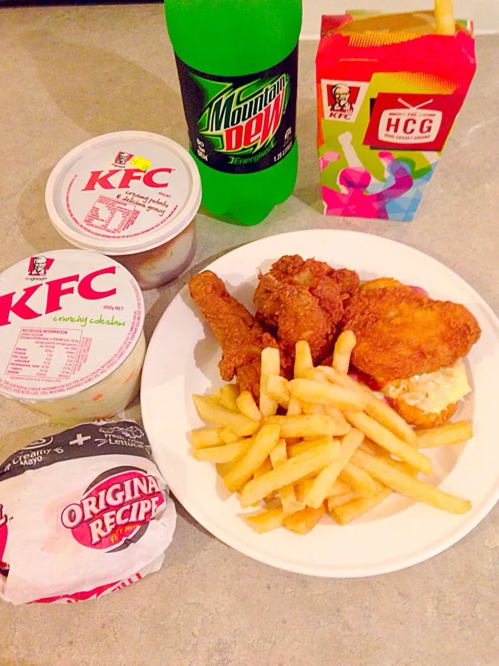 KFC ☺️|Chrisy Hillさん