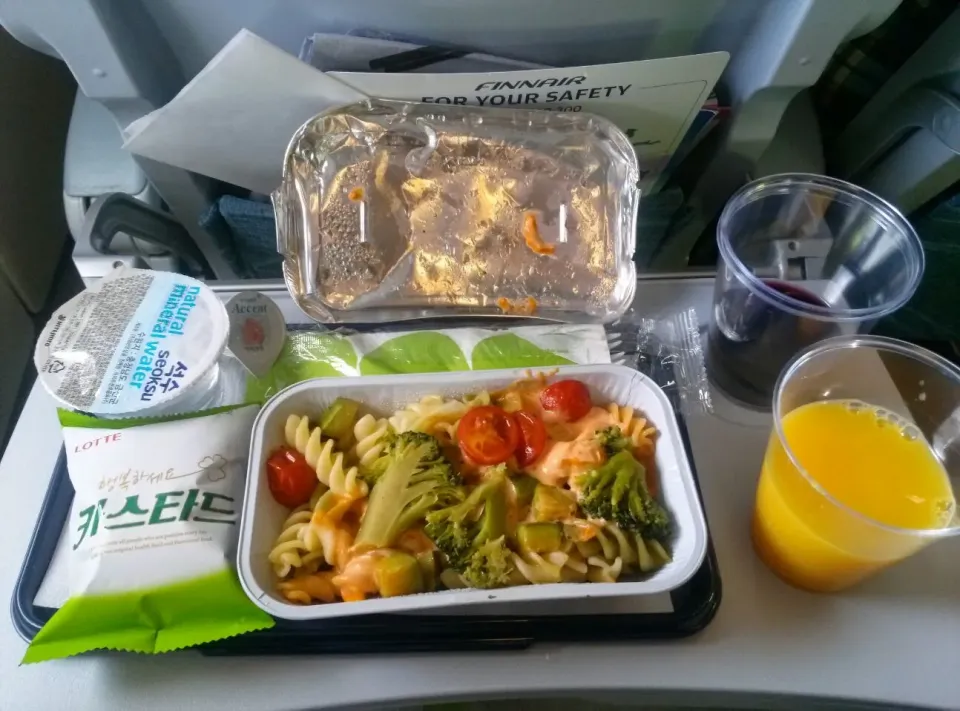 @finnair lunch - Inchon Airport(Korea) to Helsinki Airport(Finland)|littleH♥さん