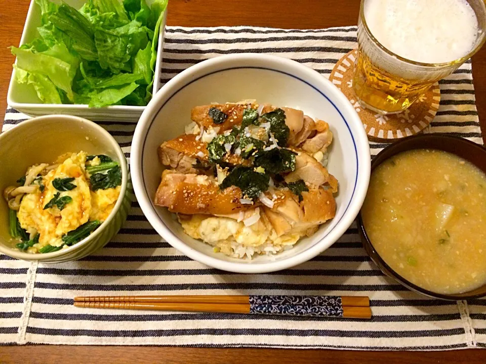 照り焼きとろろ丼 じゃがいもお味噌汁 ほうれん草の茶碗蒸し サラダ|haseseさん