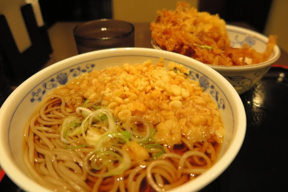 たぬきそばにミニかき揚げ丼セット|マハロ菊池さん