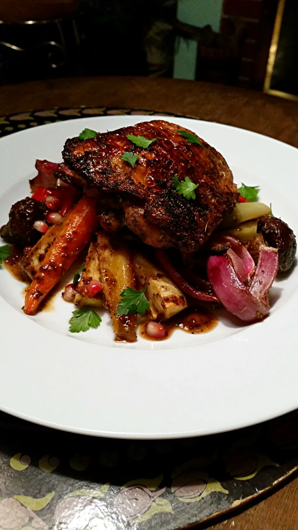 Roasted chicken and winter vegetables with whole grain mustard and pomegranate jus|Jenn Strangeさん