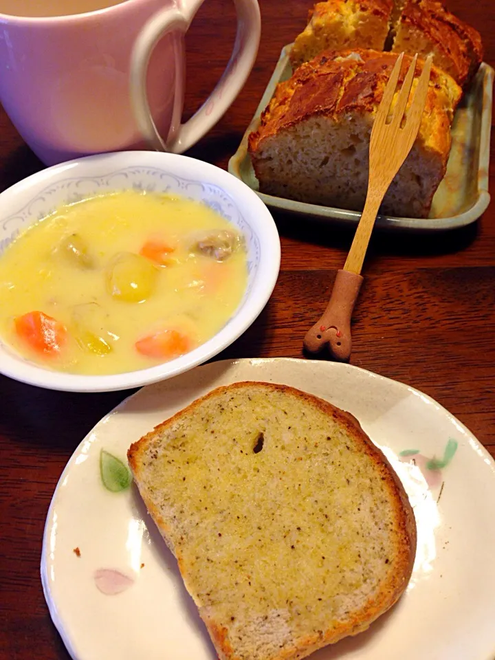 サツマイモのシチュー♡紅茶🍞♡バナナパウンド♡珈琲でお一人様ランチ|さくたえさん