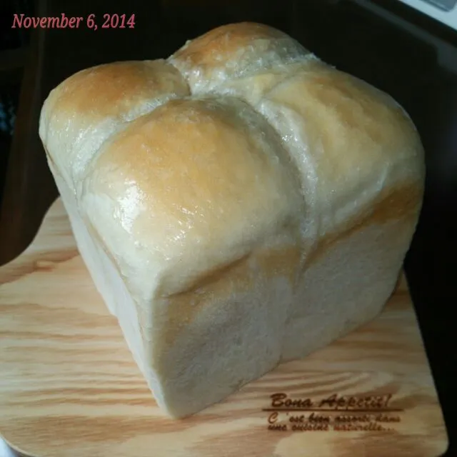 Snapdishの料理写真:自家製酵母の４つご食パン🍞|♡tama♡さん