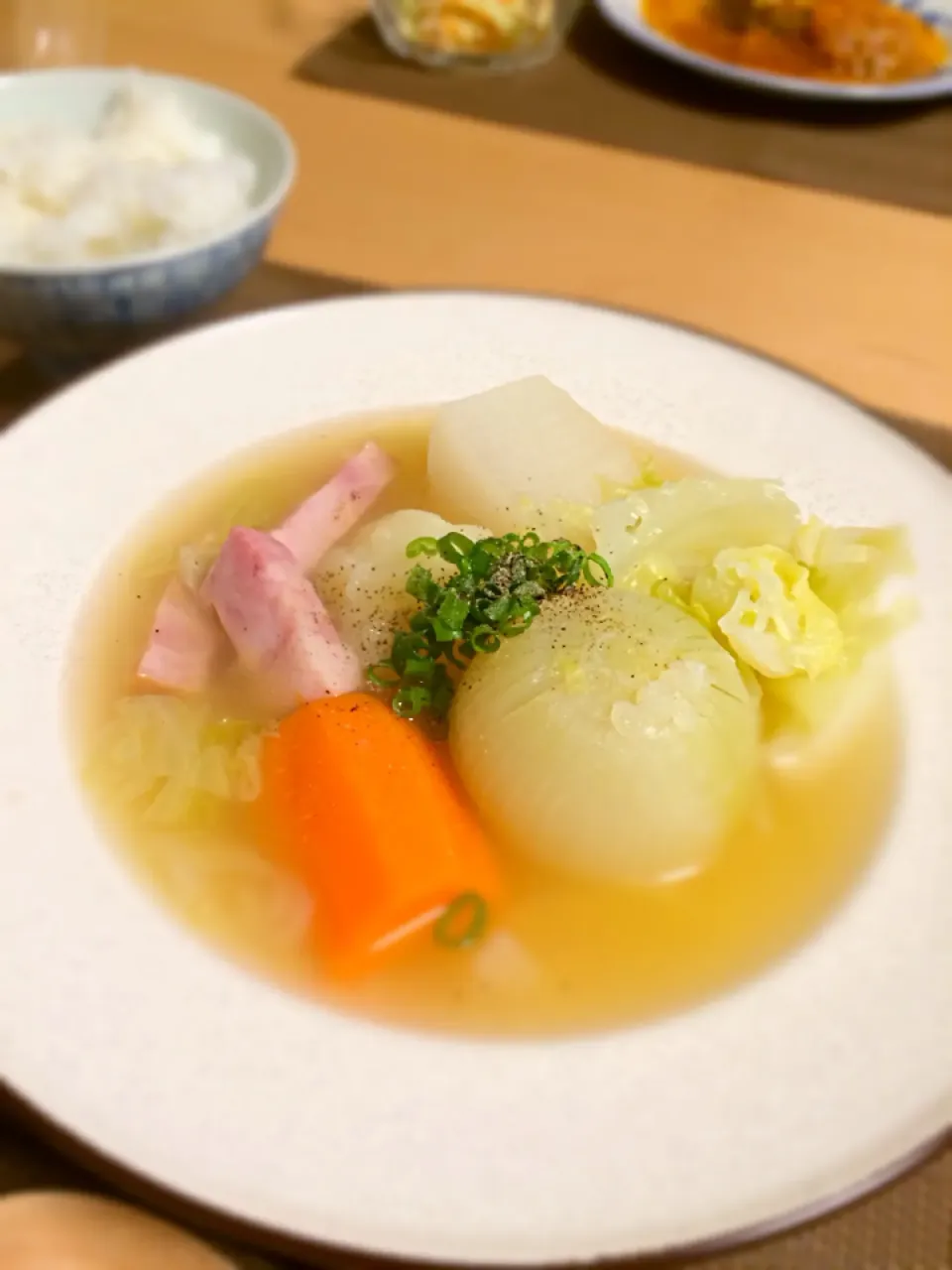 Snapdishの料理写真:ごろごろ野菜たっぷりのポトフ|ひろみさん