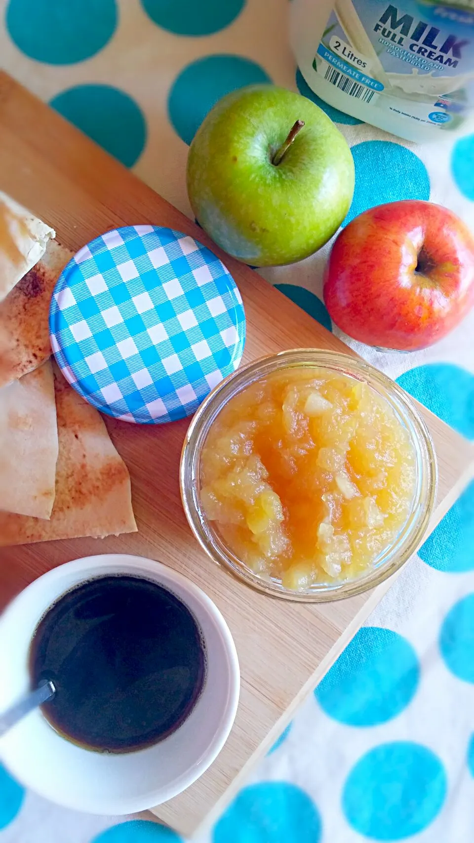 4 kind of apples and pear Jam with organic raw sugar(Ver 2. with chia seed )#Breakfast/Brunch  #Café  @redaro|noriko takiyama のりねぇですさん