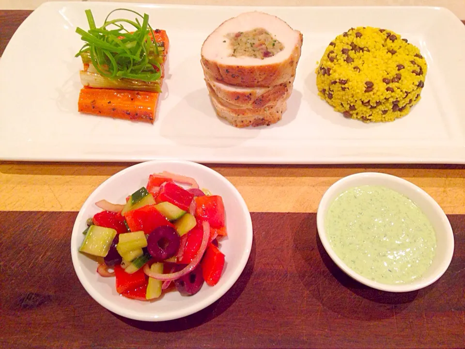 Cranberry Stuffed Chicken, Cous Cous + Lentils, Honey Cumin Carrots with Mint Yoghurt|Chrisy Hillさん