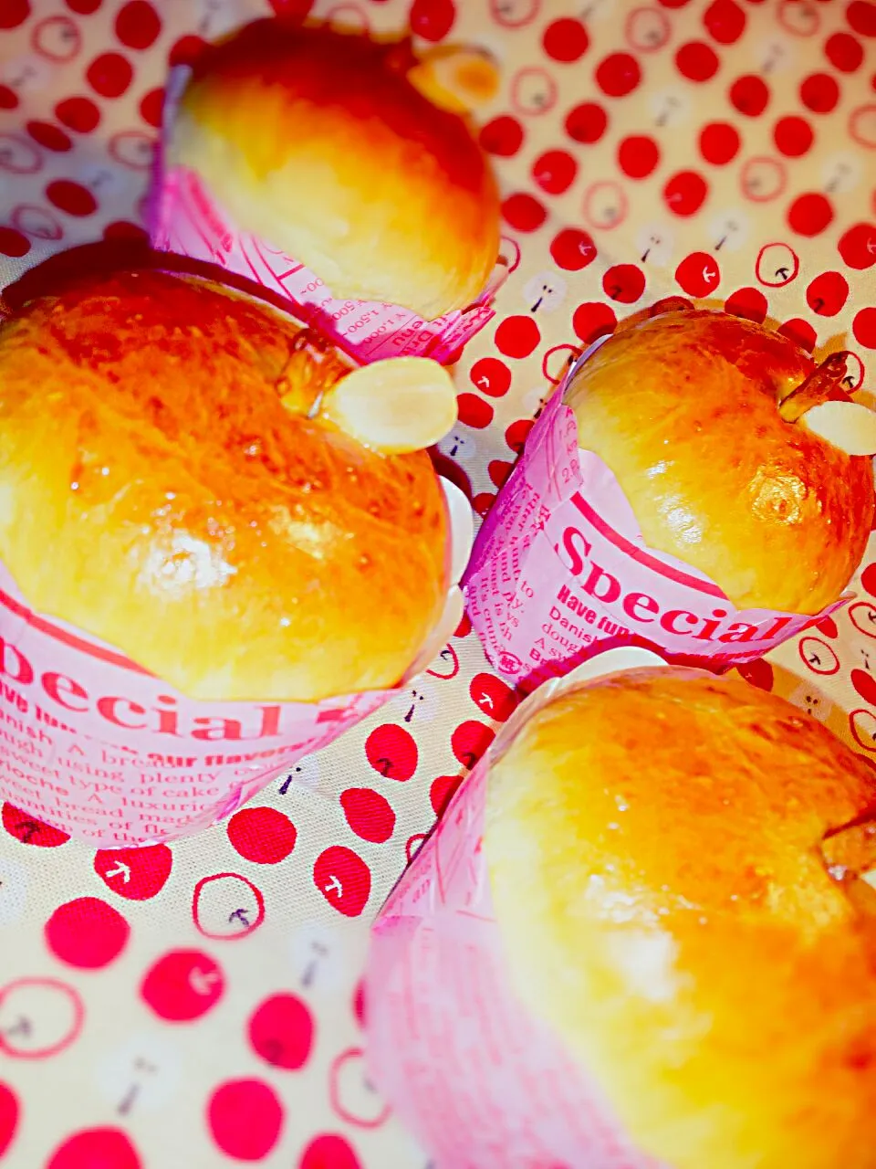 Sho-koさんのToday Morning Bread is りんごパン
～たっぷりのシナモンバターソテー入り
大変！大変！(笑)|Kiyokoさん