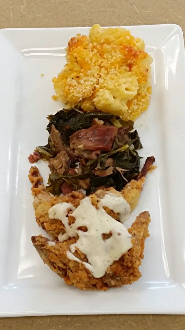 deep fried quail mac n cheese and greens|sheree smithさん