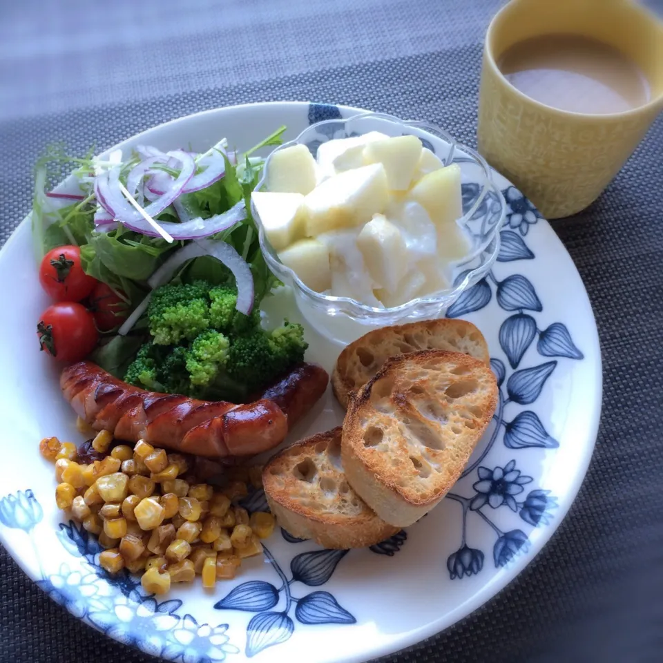 Snapdishの料理写真:今日の朝ごはん|ぺんぎんさん